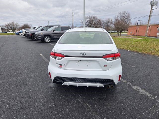 Used 2022 Toyota Corolla SE image 9
