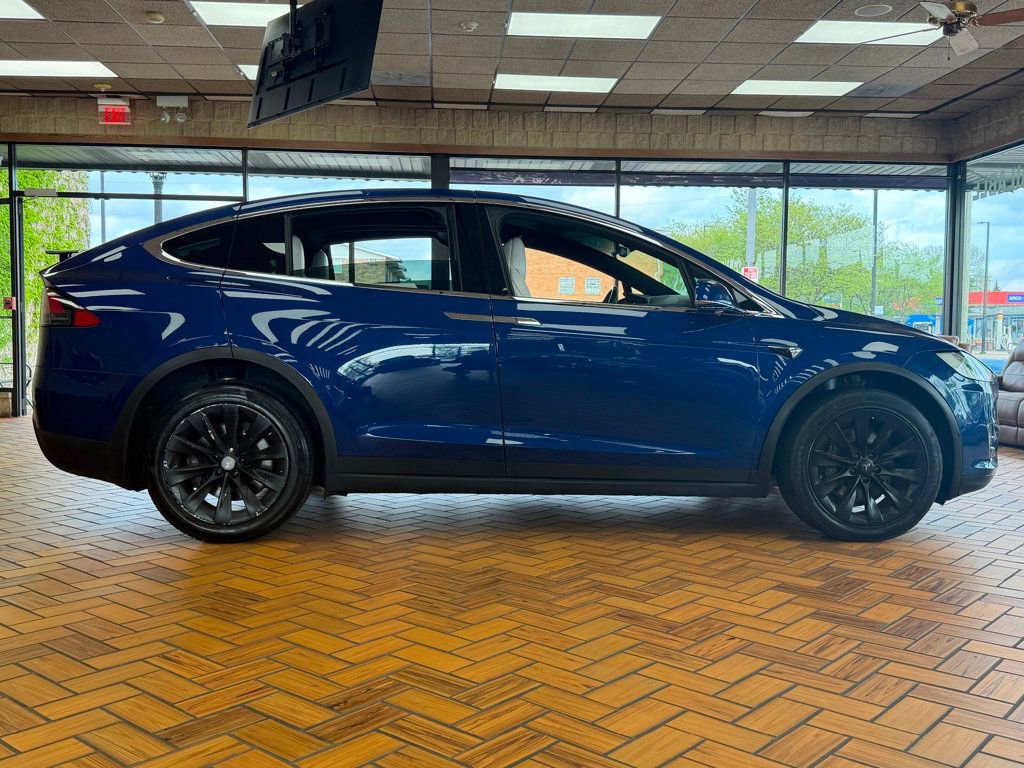 Used 2016 Tesla Model X 90D AWD/4WD image 10