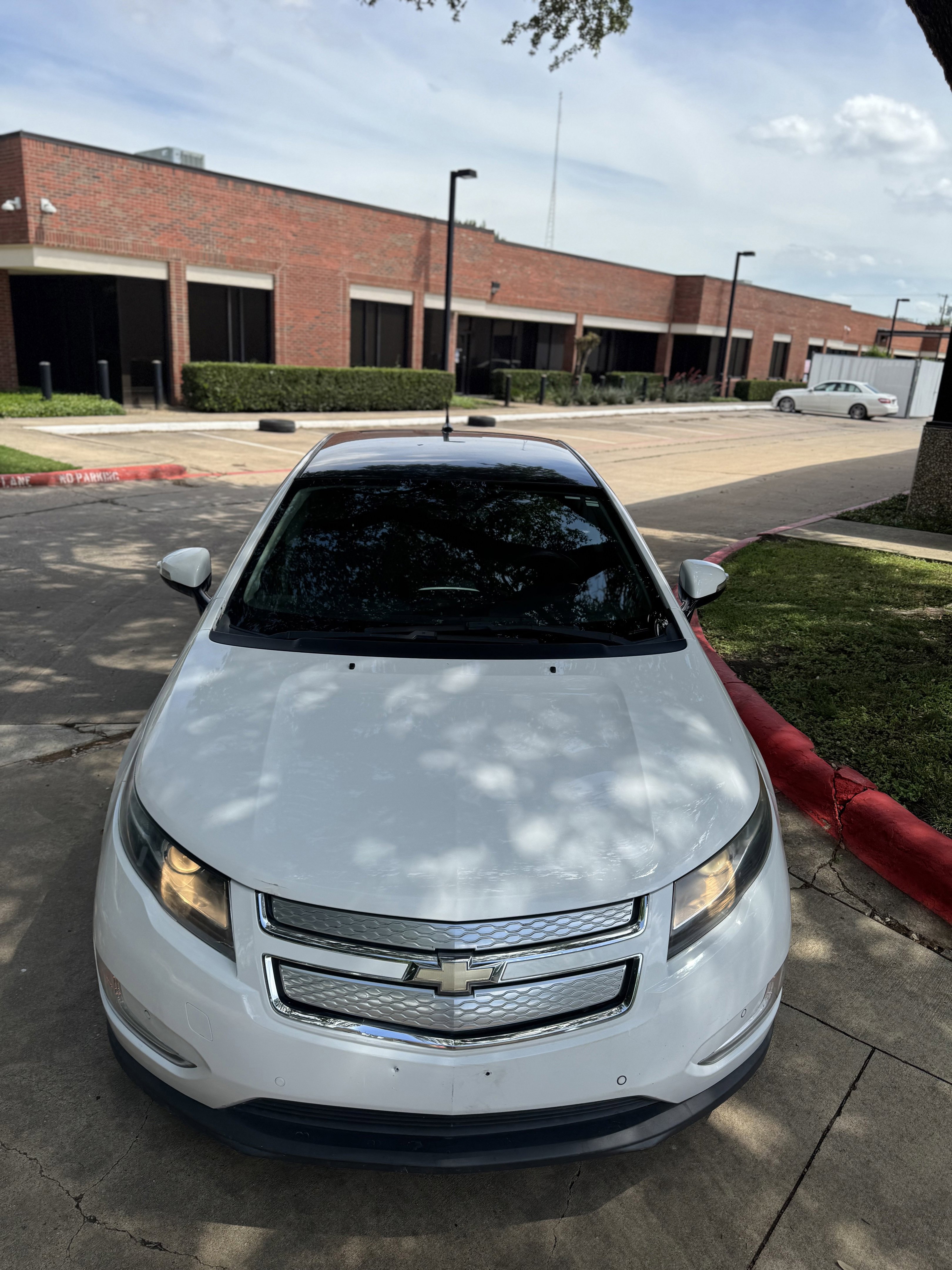 Used 2012 Chevrolet Volt FWD image 10