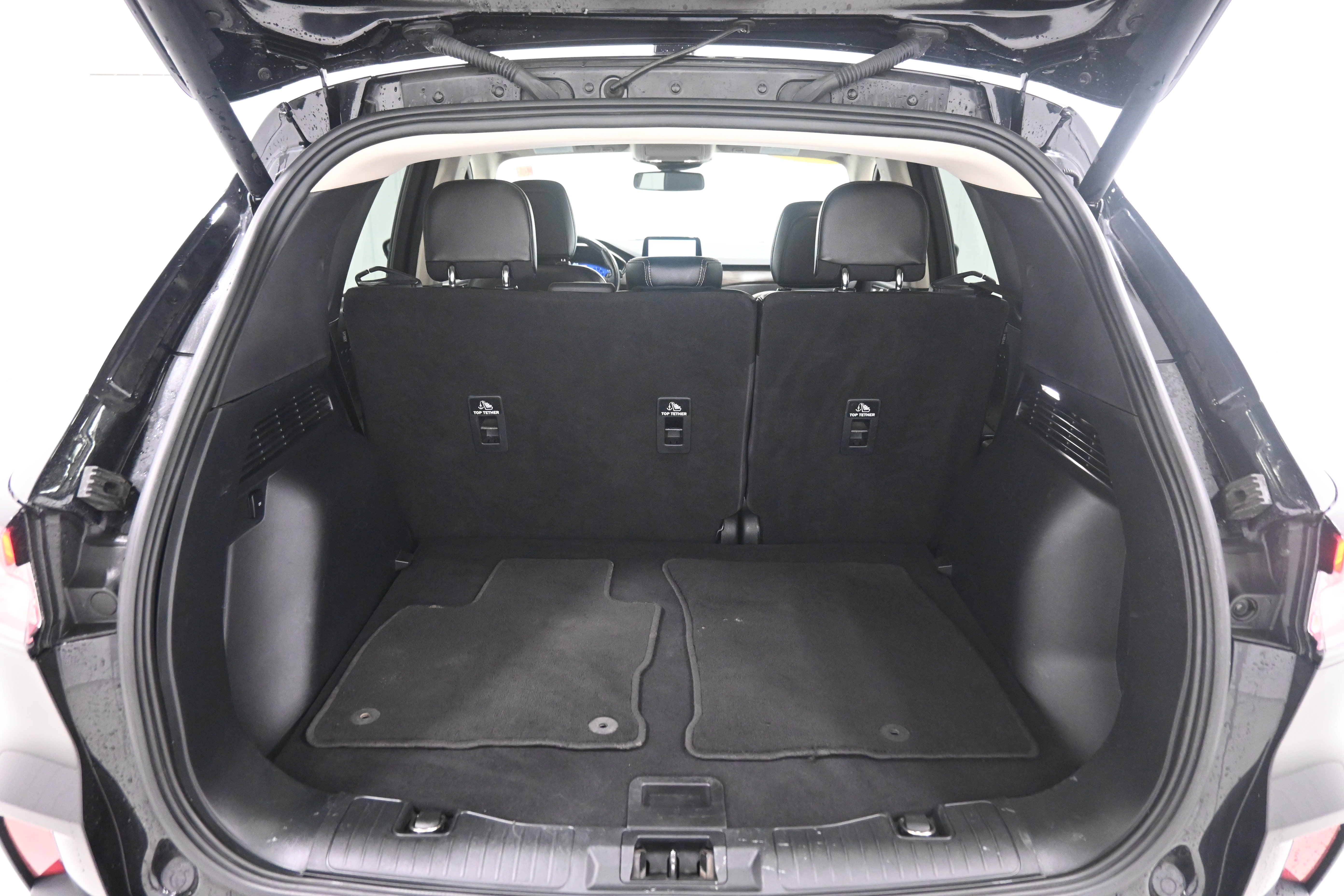 Used 2020 Ford Escape Titanium AWD/4WD image 34