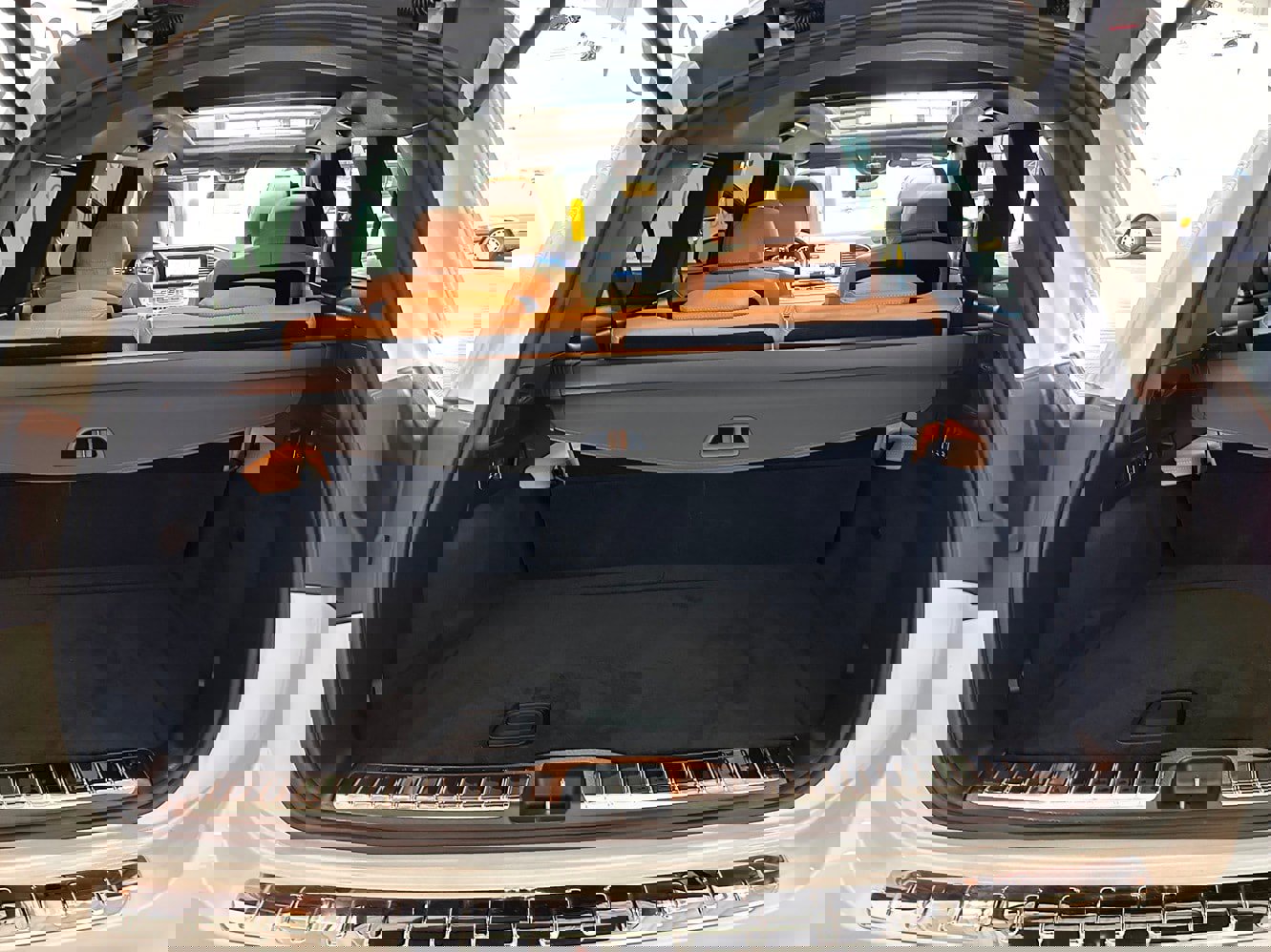 New 2026 Mercedes-Benz GLS 450 4MATIC image 16