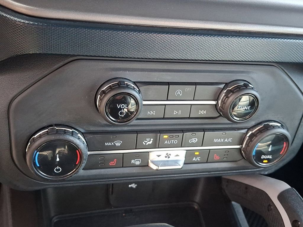 Used 2022 Ford Bronco Outer Banks image 15