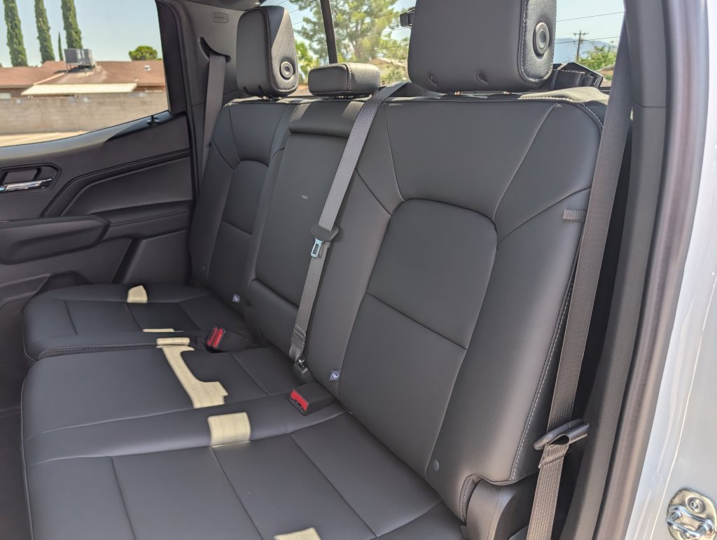 New 2026 GMC Canyon Elevation w/ Convenience Package RWD image 13
