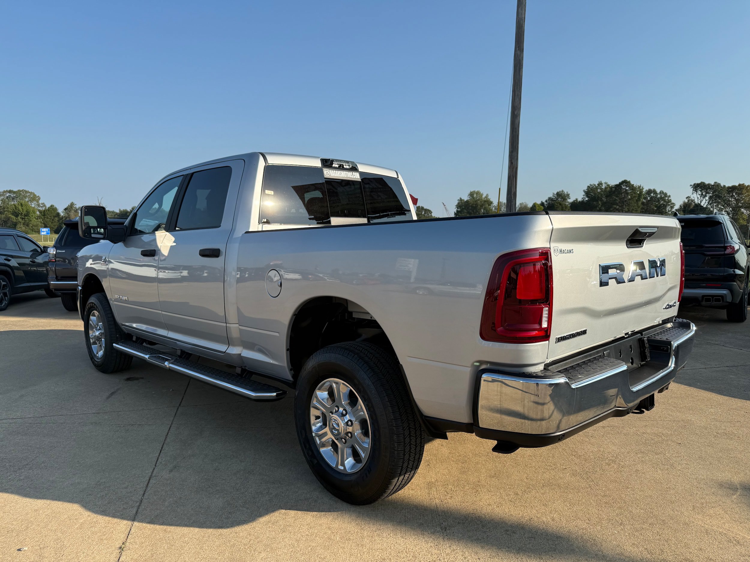 New 2026 RAM 2500 Big Horn AWD/4WD image 5