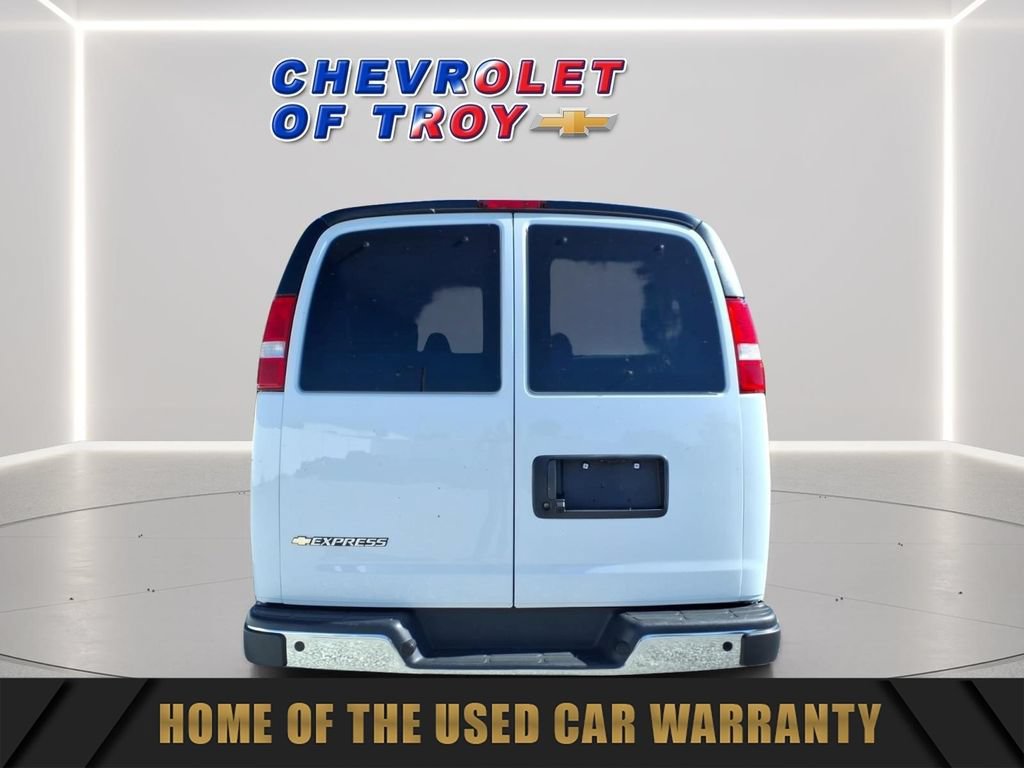 Used 2025 Chevrolet Express 3500 LT w/ LT Preferred Equipment Group RWD image 8