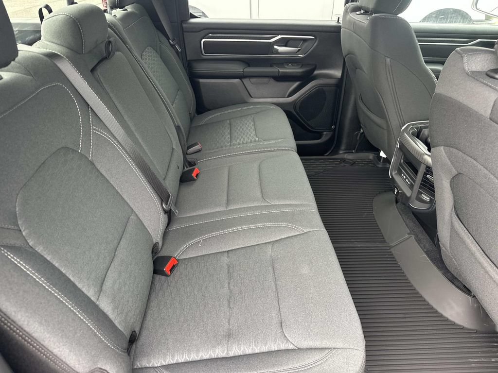 New 2026 RAM 1500 Big Horn AWD/4WD image 13