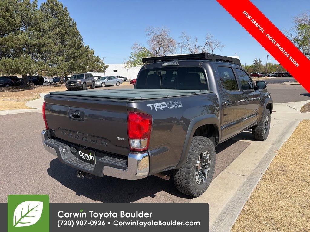 Used 2017 Toyota Tacoma TRD Off-Road w/ Tow Package (A/T) AWD/4WD image 7