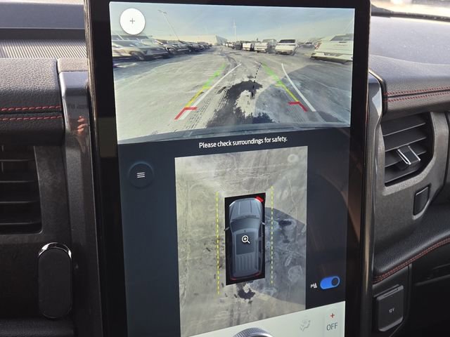 Used 2022 Ford Expedition Limited image 5