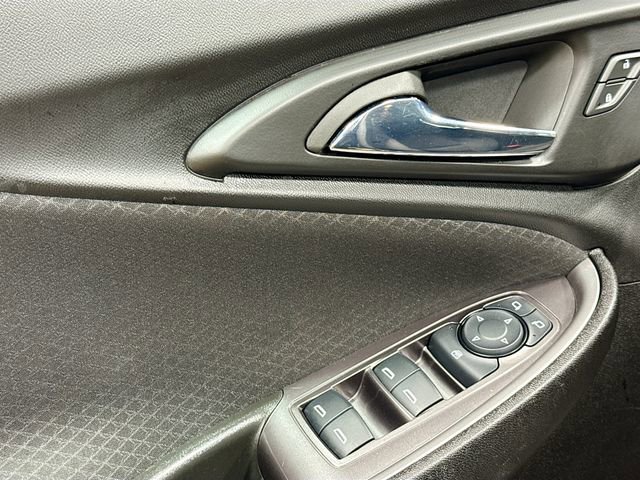 Used 2023 Chevrolet Malibu RS image 19