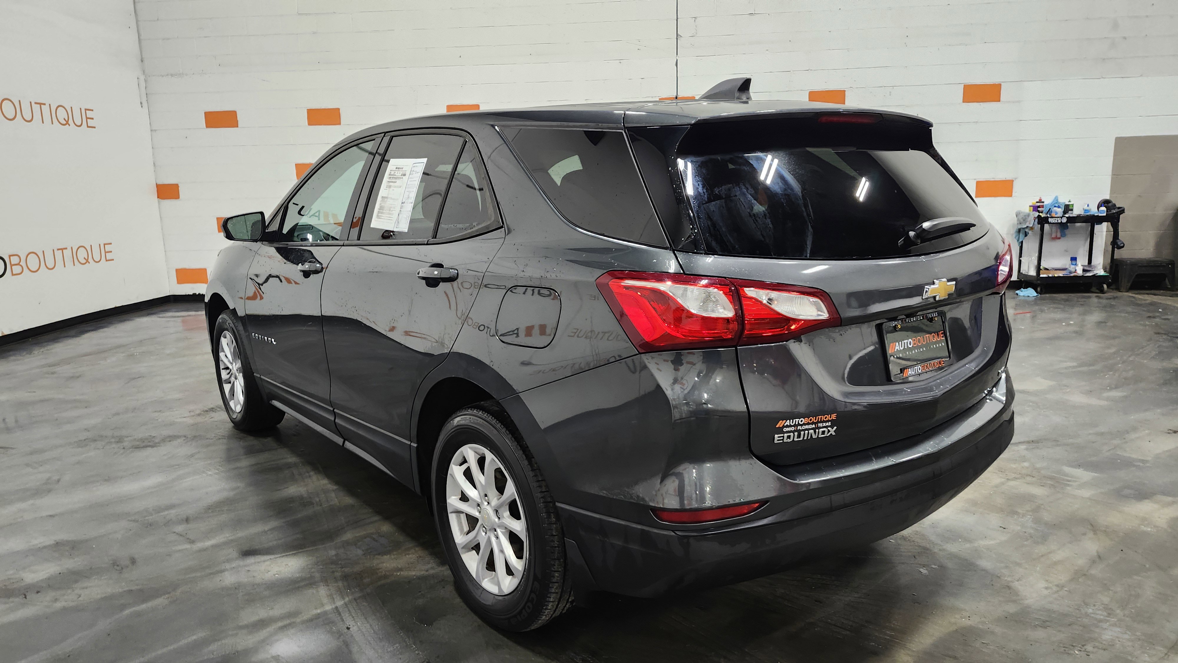 Used 2019 Chevrolet Equinox LS w/ LS Convenience Package image 14