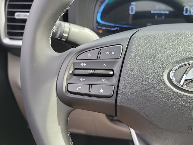New 2026 Hyundai Venue SEL FWD image 5
