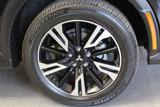 Used 2024 Mitsubishi Eclipse Cross SEL AWD/4WD image 5