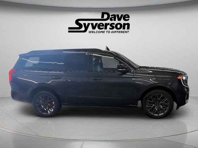 Used 2025 Ford Expedition Platinum w/ Stealth Performance Package image 3