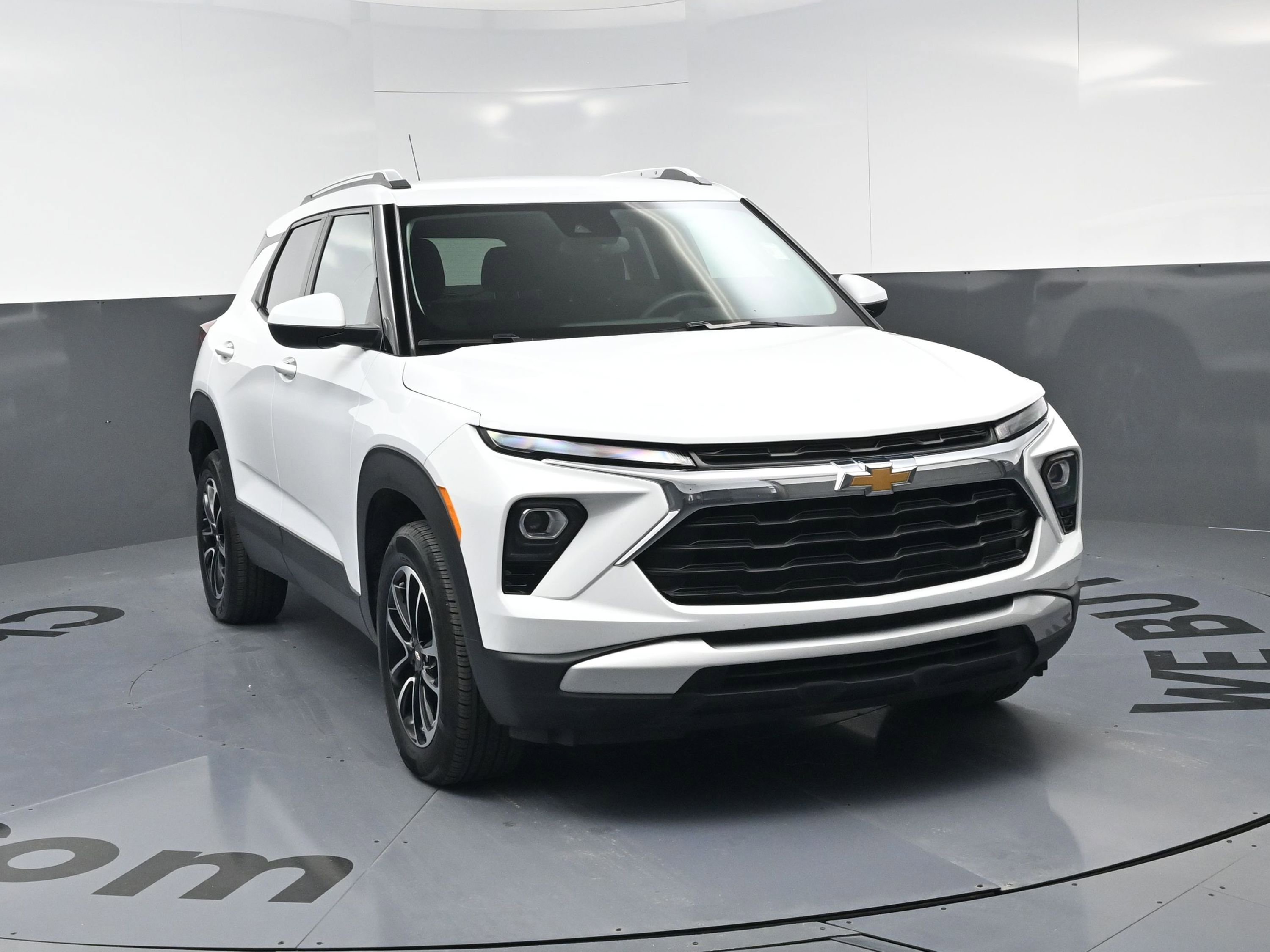 Certified 2024 Chevrolet TrailBlazer LT image 3