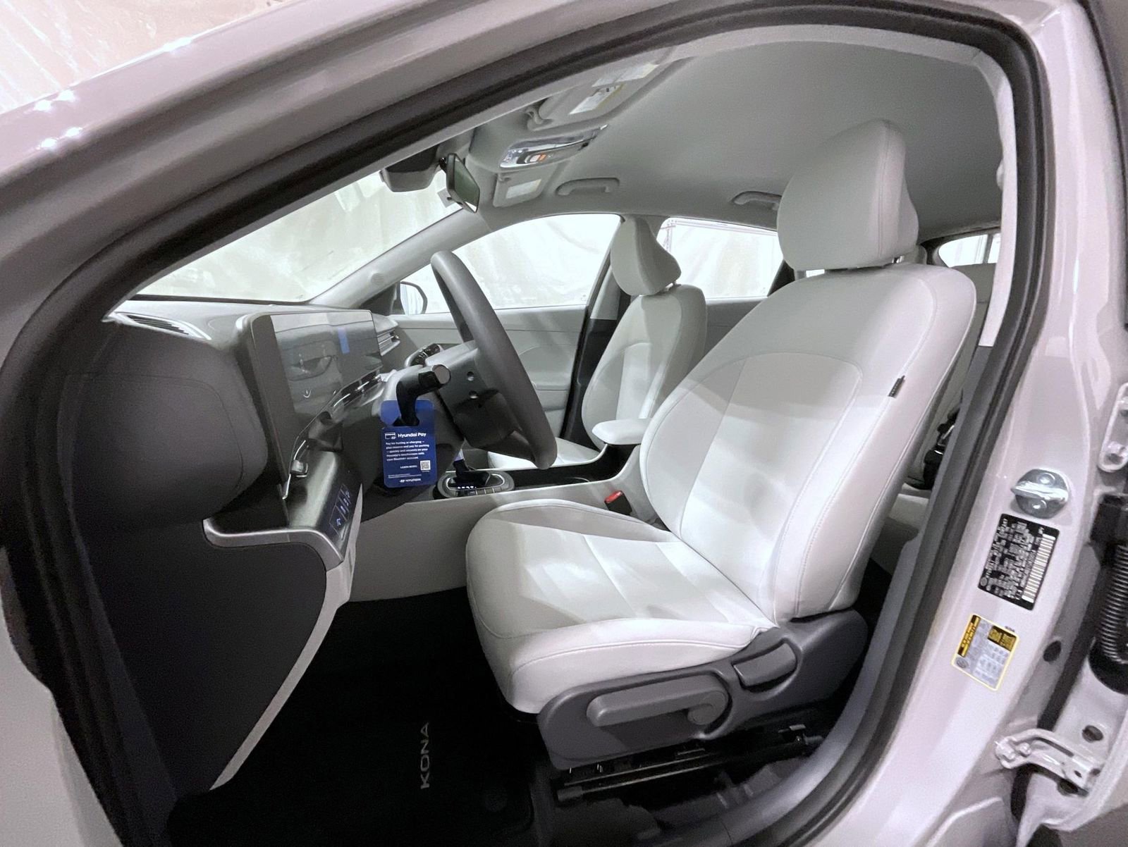 New 2026 Hyundai Kona SE AWD/4WD image 11