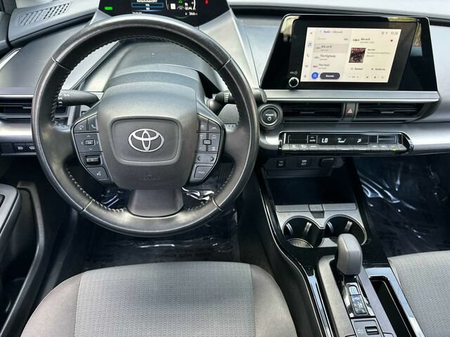 Used 2024 Toyota Prius LE FWD image 16
