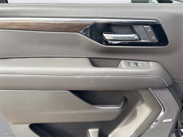 New 2026 Chevrolet Suburban Premier image 20