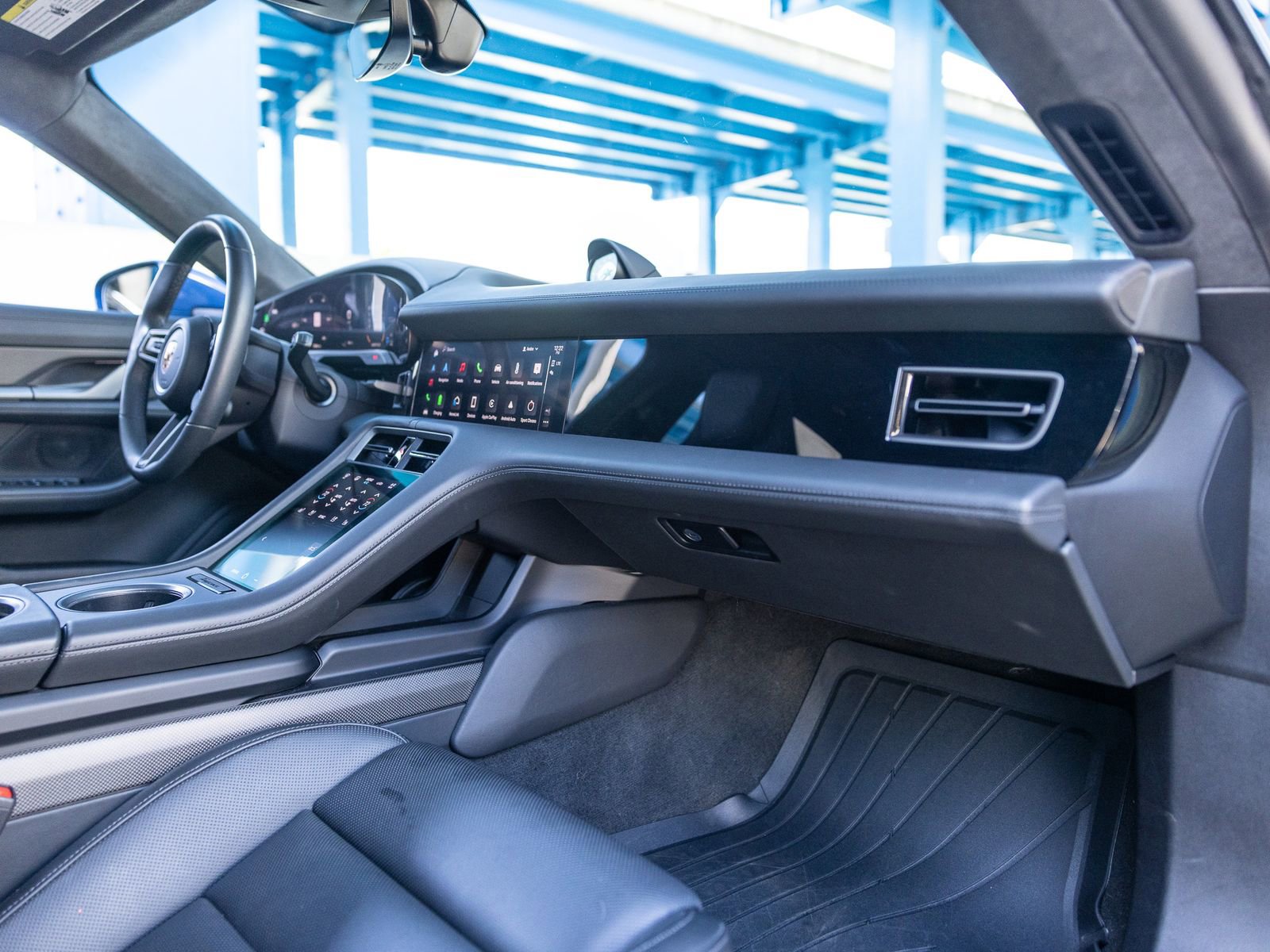 Certified 2023 Porsche Taycan Turbo AWD/4WD image 33