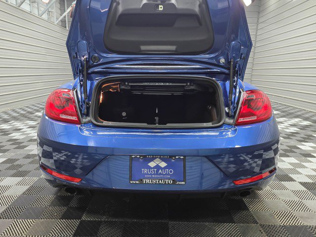 Used 2014 Volkswagen Beetle R-Line FWD image 34