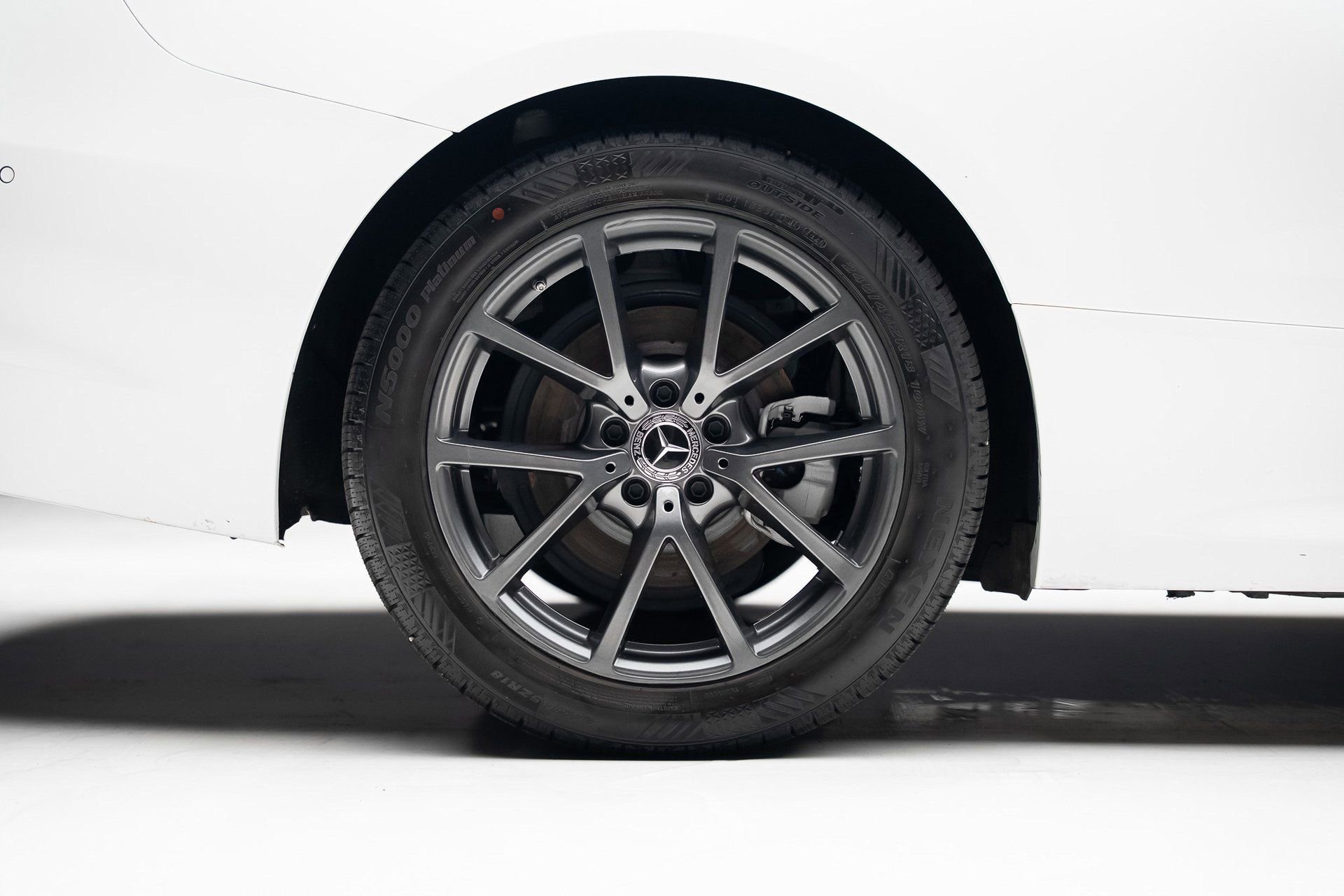 Used 2024 Mercedes-Benz CLE 300 4MATIC Coupe image 37