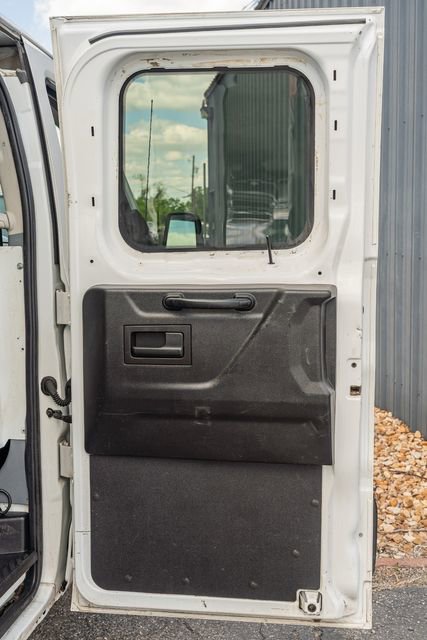 Used 2015 Ford Transit 250 130 Low Roof w/ Exterior Upgrade Package image 29