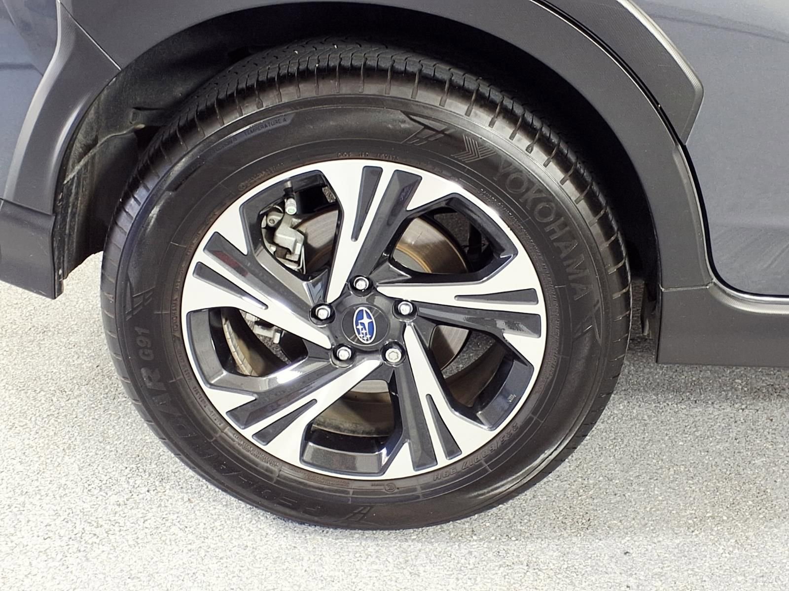 Used 2024 Subaru Crosstrek 2.0i Premium AWD/4WD image 4