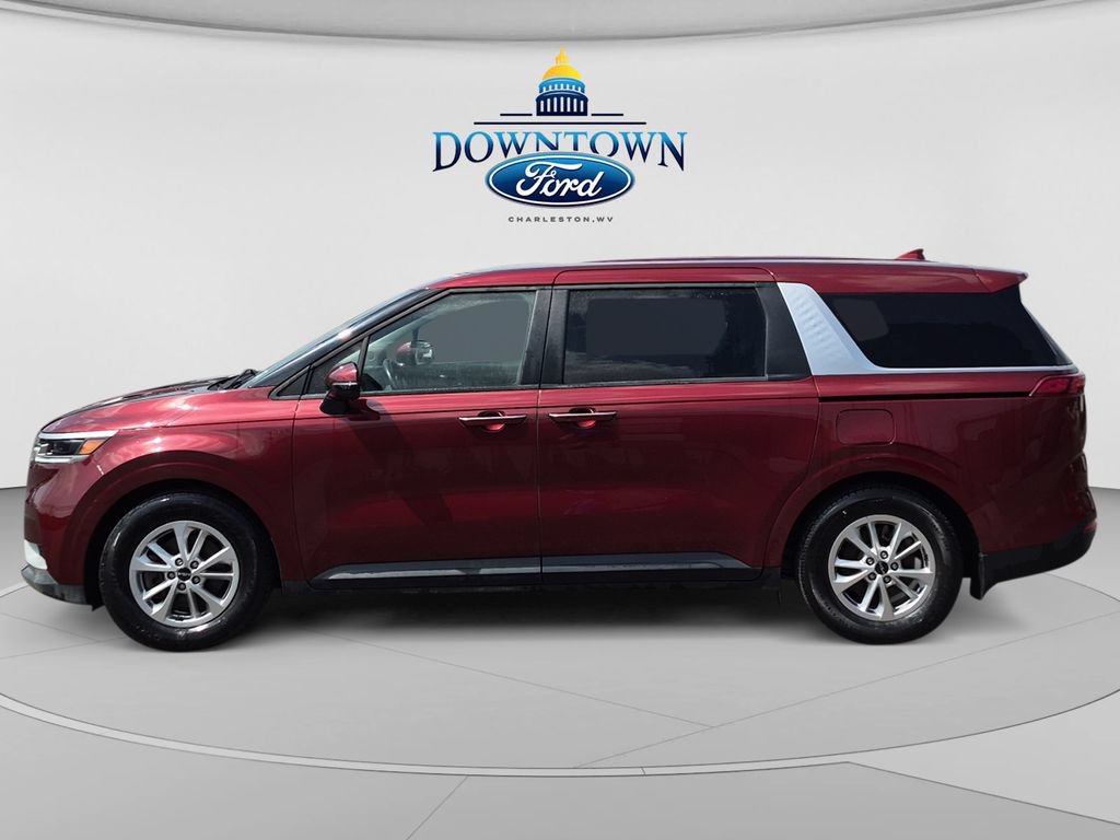 Used 2023 Kia Carnival LX FWD image 6