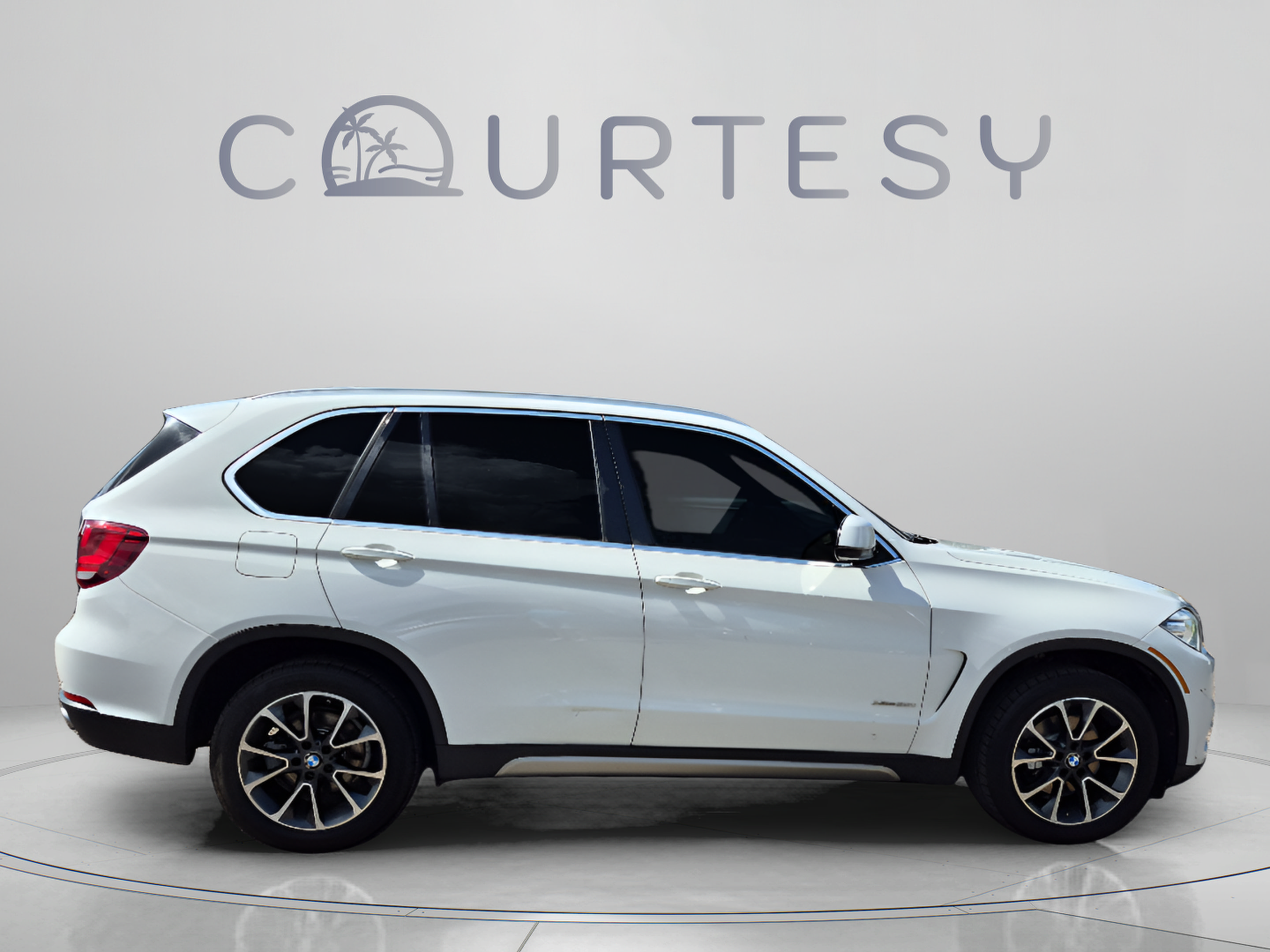 Used 2017 BMW X5 xDrive35i AWD/4WD image 6