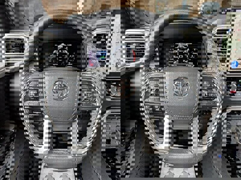 Used 2025 Toyota Tundra Limited image 20