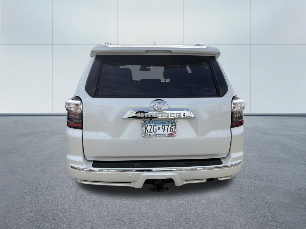 Used 2018 Toyota 4Runner Limited RWD image 2