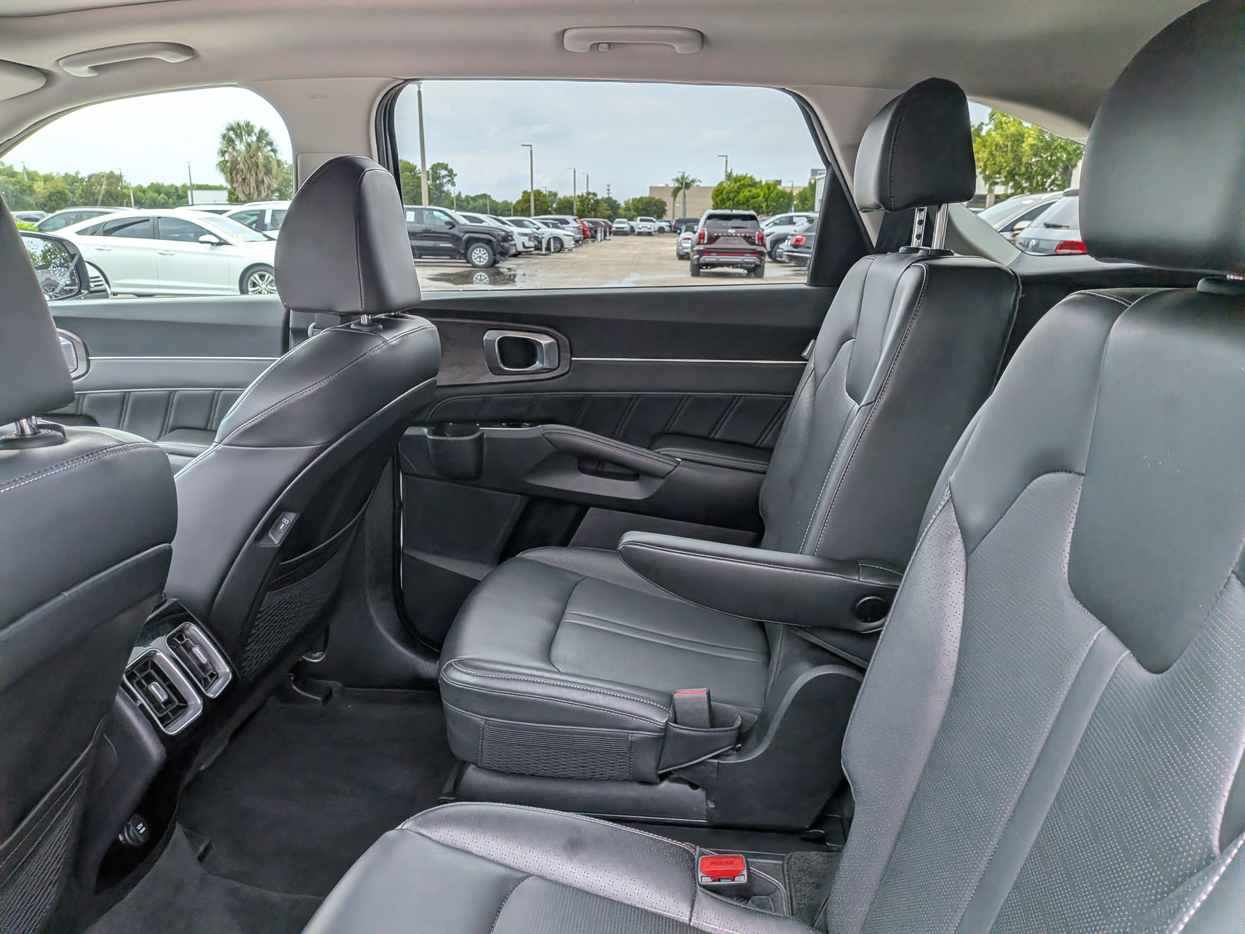 Used 2024 Kia Sorento X-Line EX AWD/4WD image 15