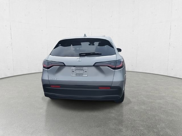 New 2026 Honda HR-V LX image 8
