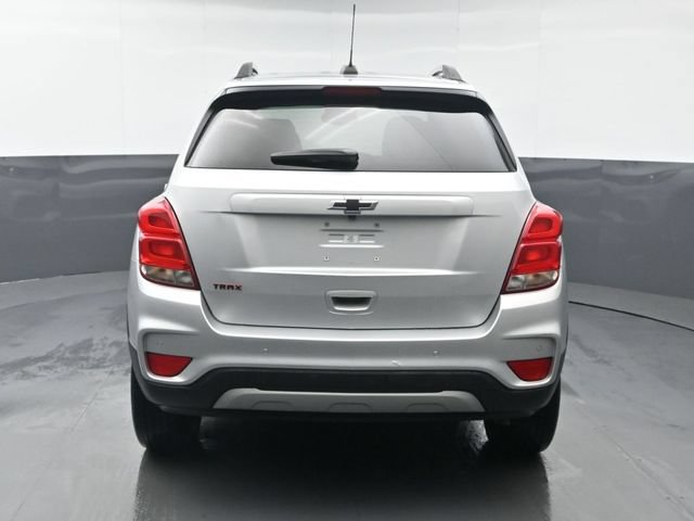 Used 2021 Chevrolet Trax LT w/ Redline Edition AWD/4WD image 4