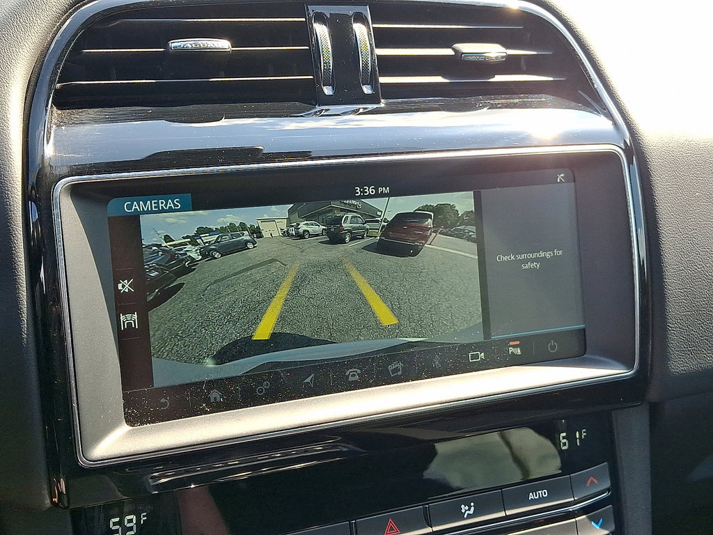Used 2020 Jaguar F-PACE Premium AWD/4WD image 7