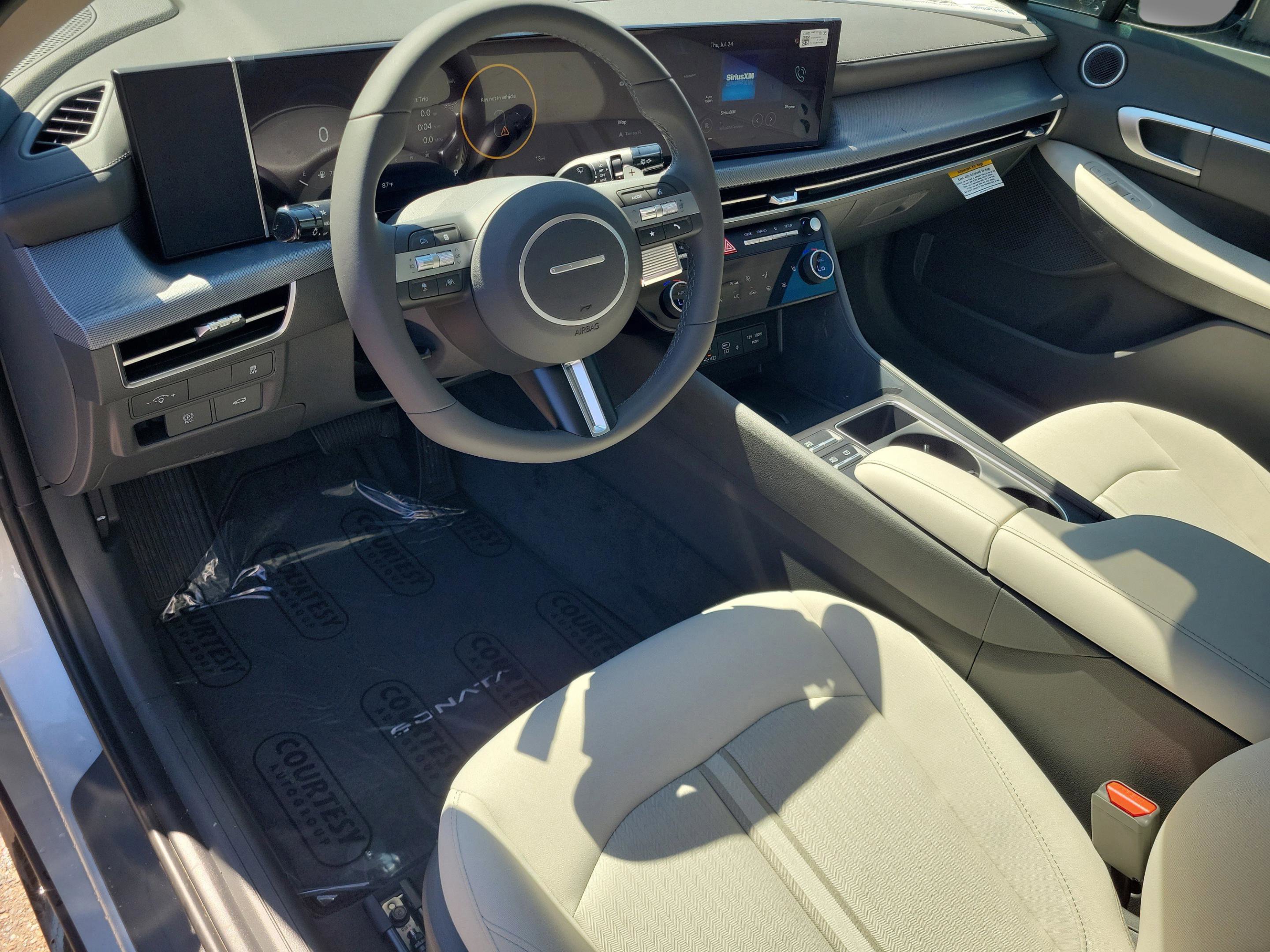 New 2025 Hyundai Sonata SEL image 15