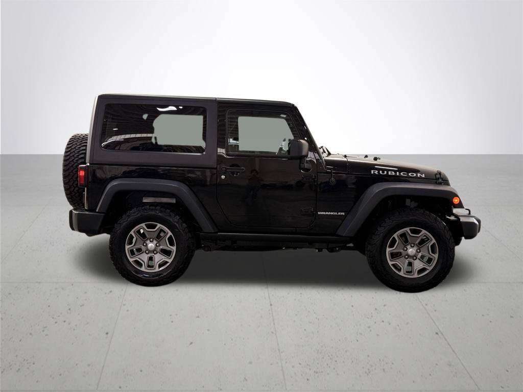 Used 2017 Jeep Wrangler Rubicon w/ Connectivity Group AWD/4WD image 9