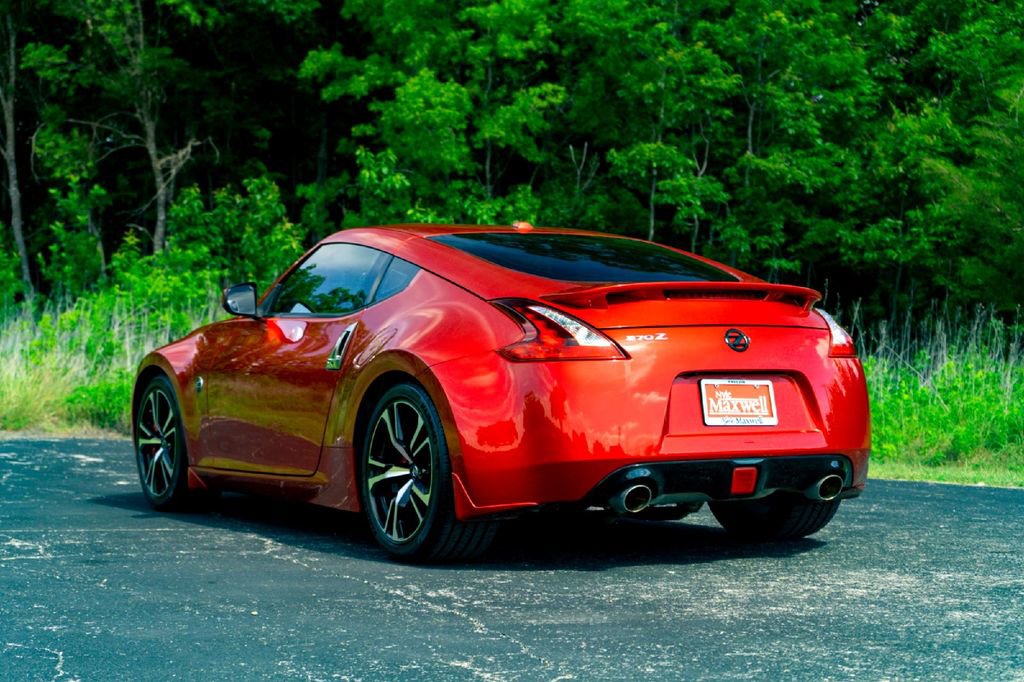 Used 2020 Nissan 370Z Touring Sport RWD image 9