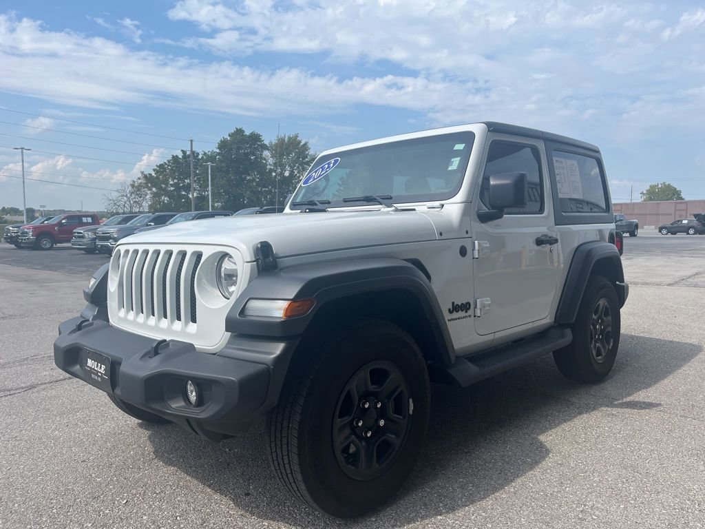 Used 2023 Jeep Wrangler Sport image 4