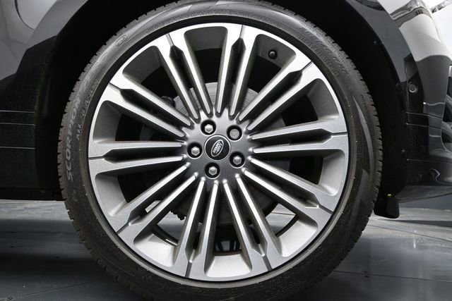 Used 2026 Land Rover Range Rover Velar Autobiography AWD/4WD image 13