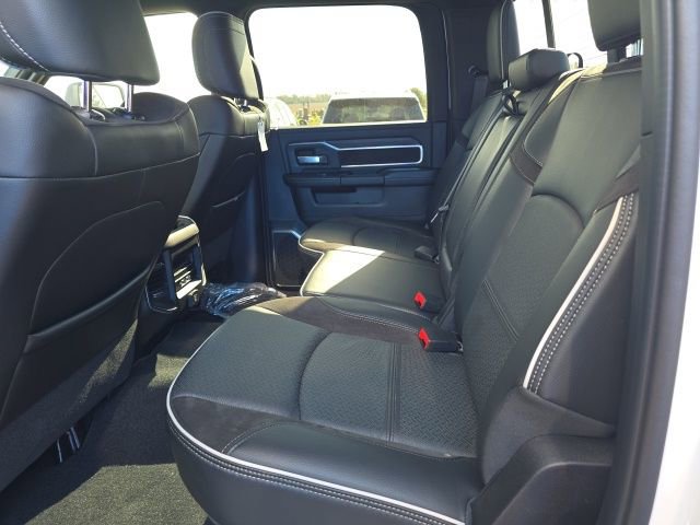 Used 2025 RAM 2500 Laramie AWD/4WD image 13