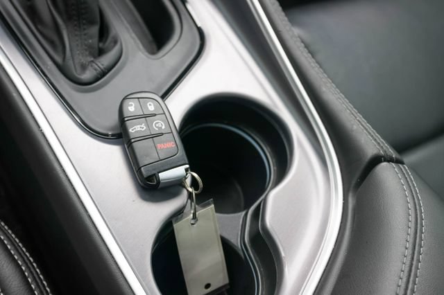 Used 2019 Dodge Challenger R/T Scat Pack RWD image 18