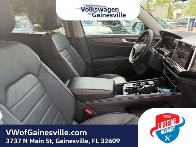 Certified 2025 Volkswagen Atlas SEL AWD/4WD image 11