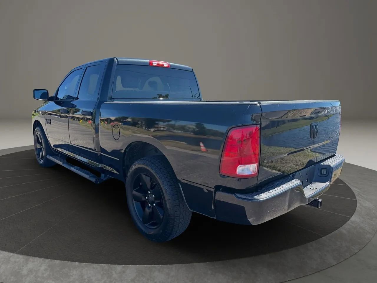 Used 2016 RAM 1500 Express w/ Black Ram 1500 Express Group RWD image 7
