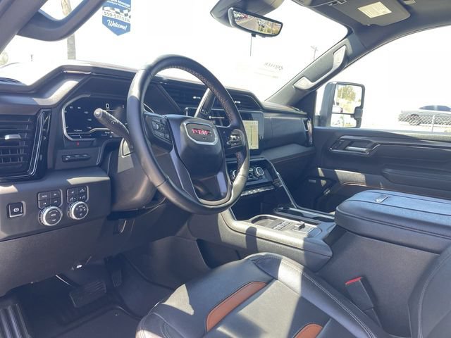 Used 2025 GMC Sierra 2500 AT4 w/ AT4 Premium Plus Package AWD/4WD image 10