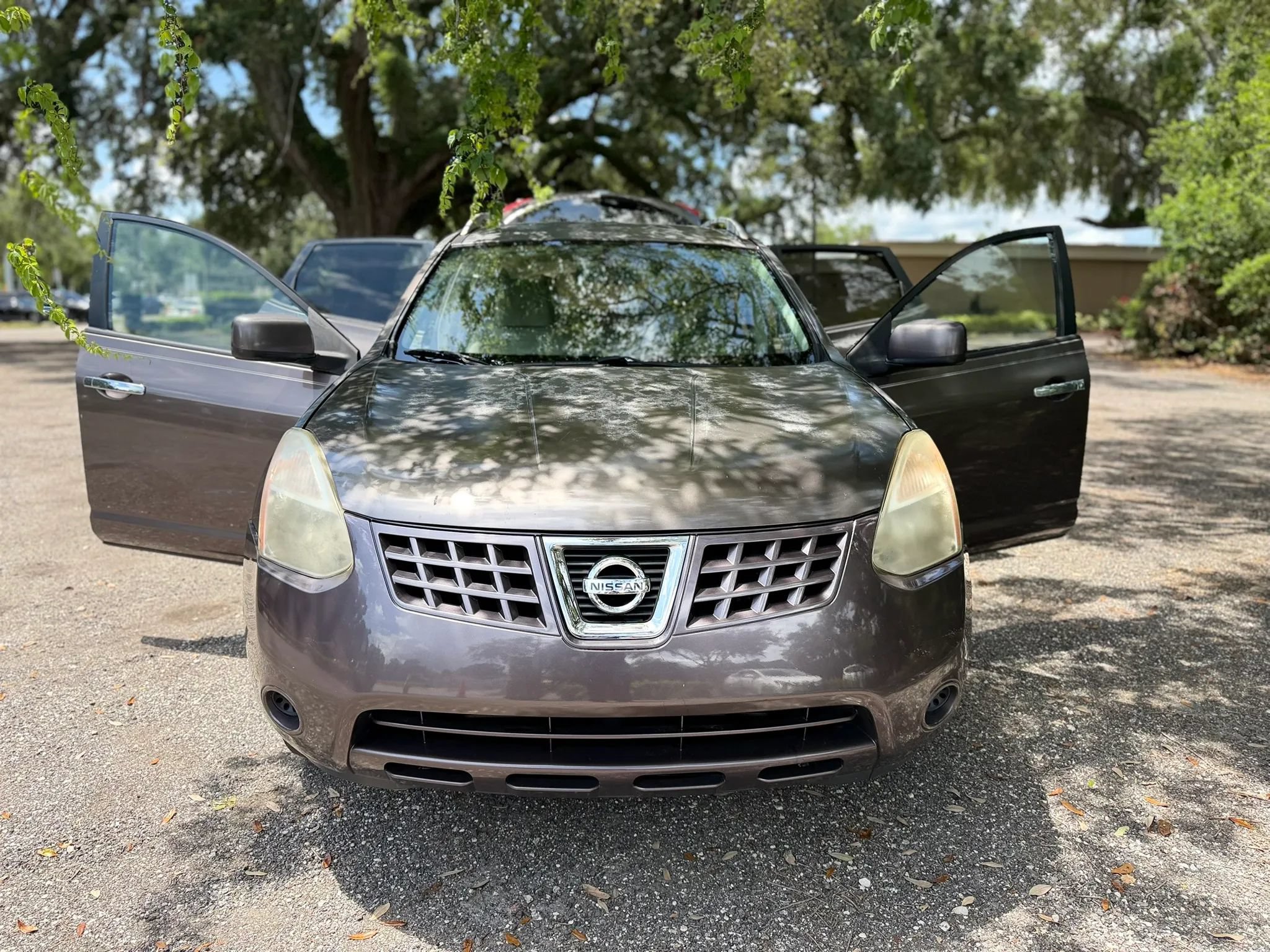 Used 2010 Nissan Rogue SL FWD image 2