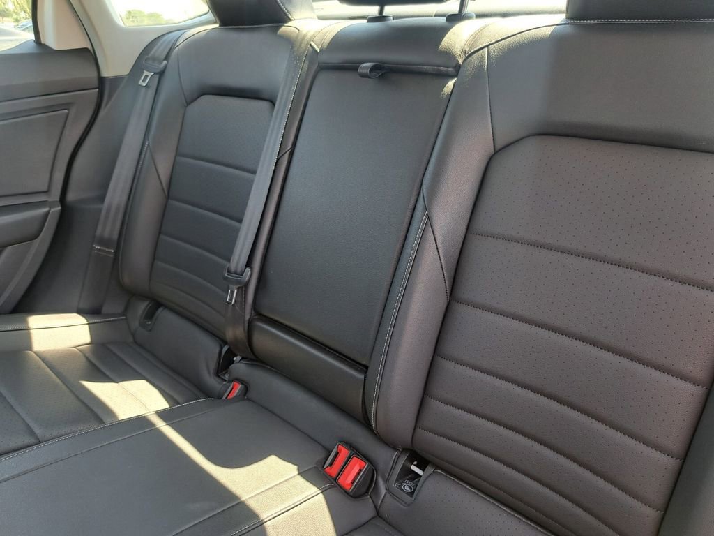 Used 2023 Volkswagen Jetta SE FWD image 22