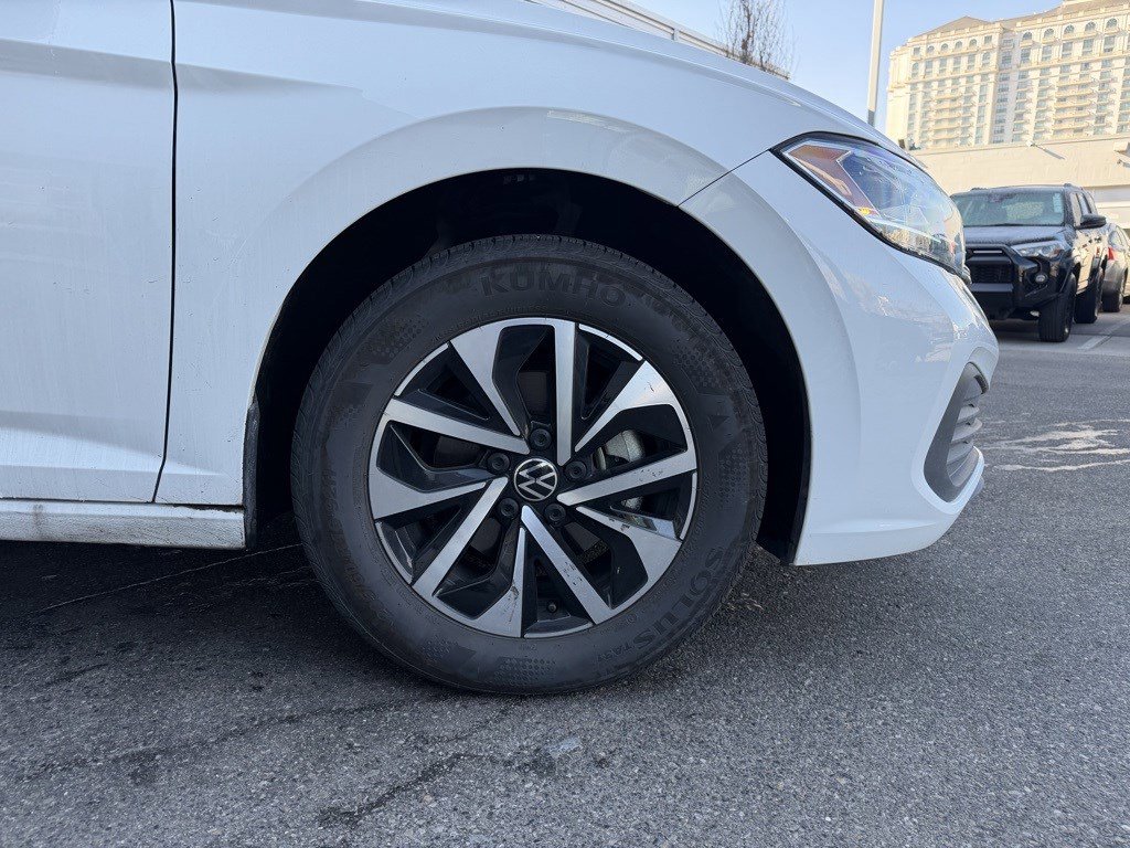 Used 2024 Volkswagen Jetta S image 4