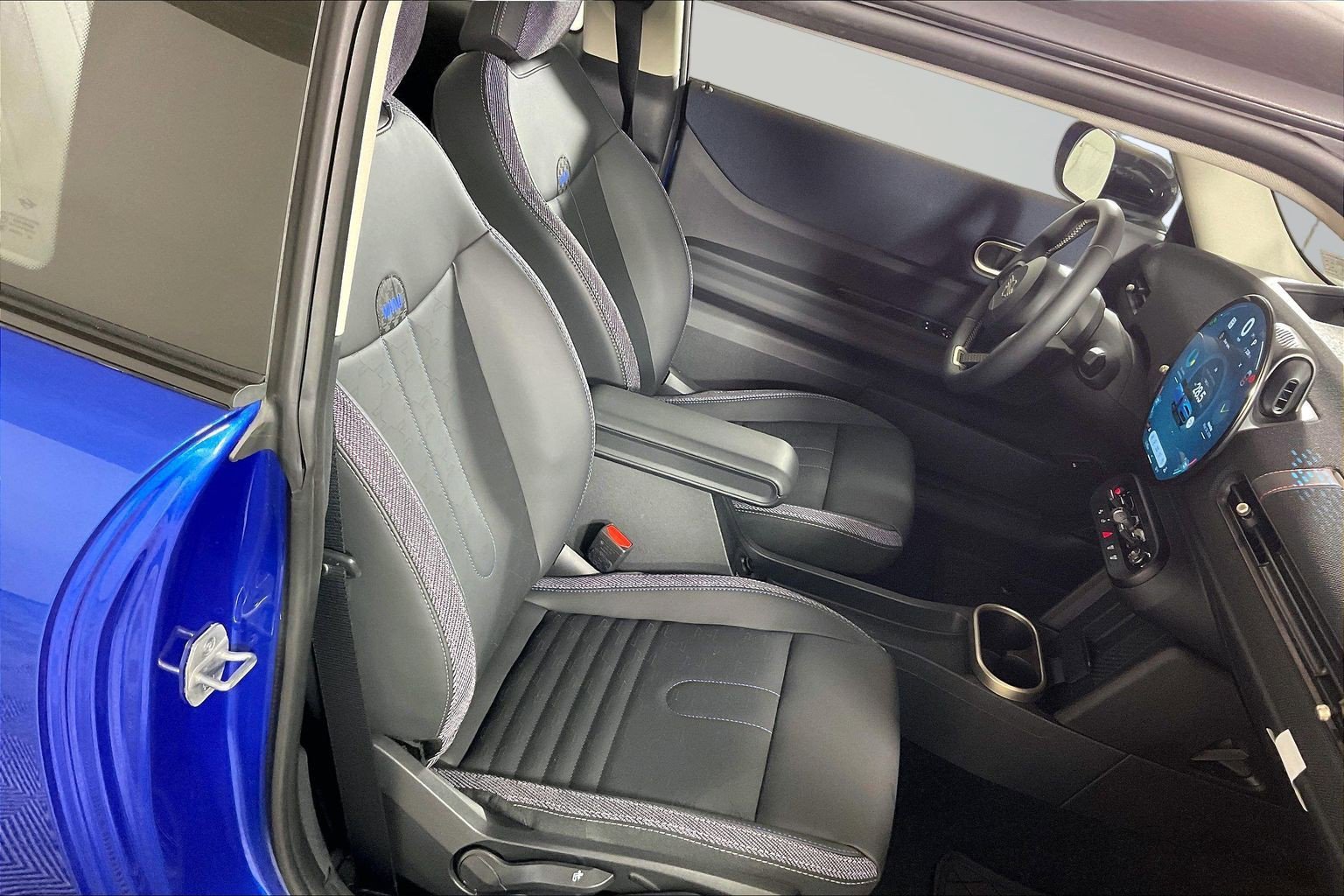 Certified 2026 MINI Cooper 2-Door Hardtop FWD image 7
