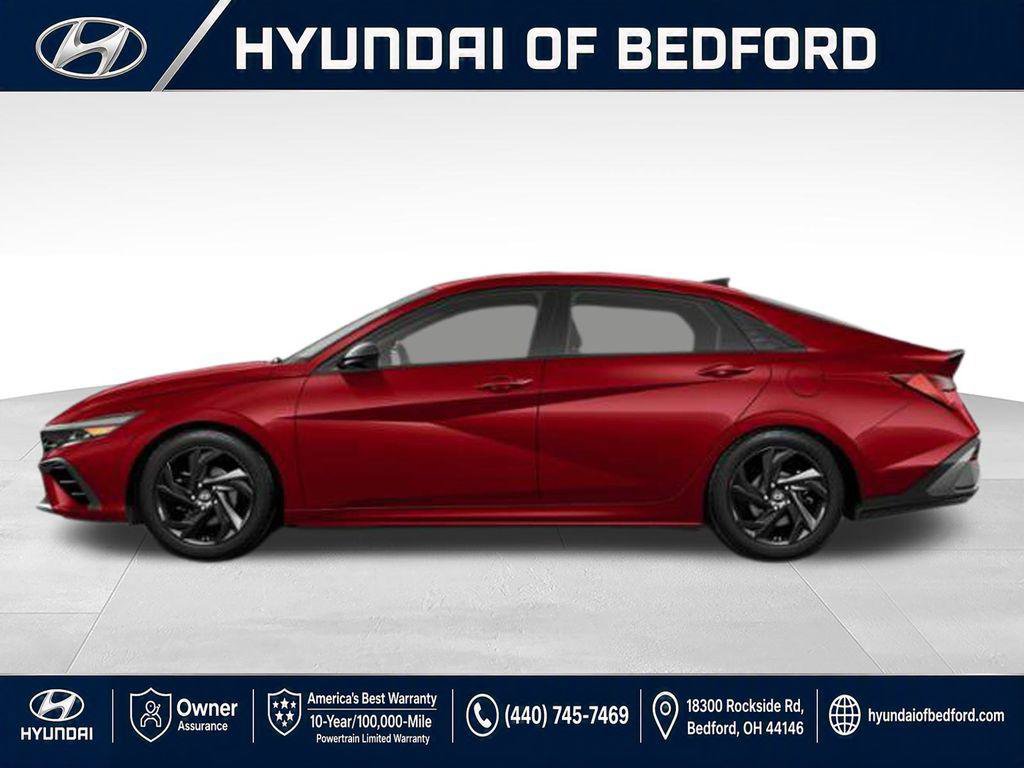 New 2026 Hyundai Elantra SEL Sport FWD image 2