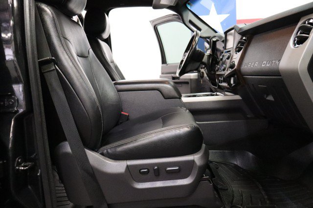 Used 2015 Ford F250 Lariat w/ Lariat Interior Package AWD/4WD image 8